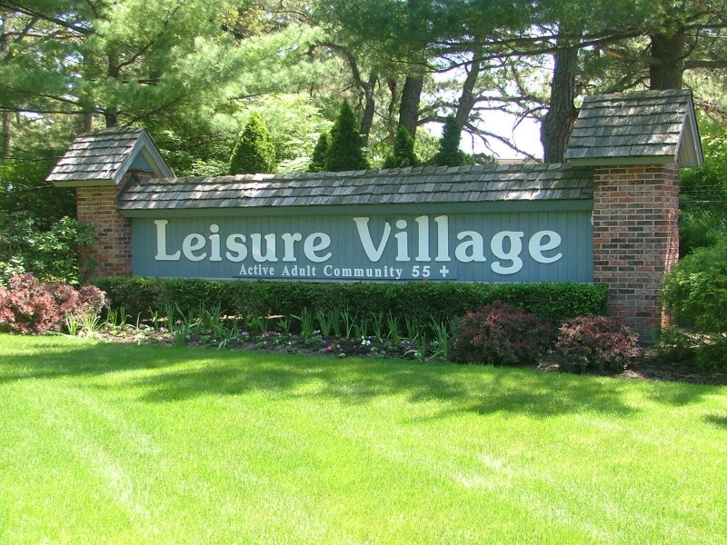 Leisure Village Sign