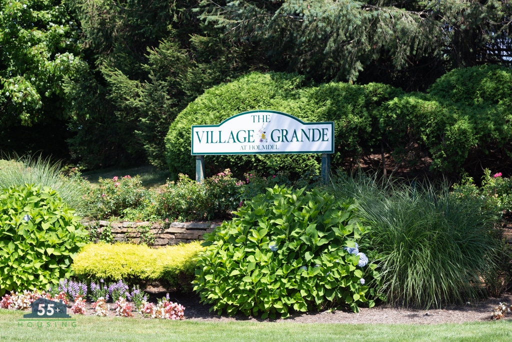 Village Grande Holmdel Entrance Sign